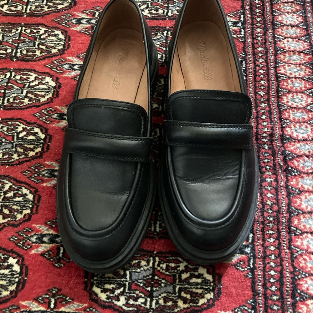 Madewell  "The Bradley Lugsole Loafer": in Black Leather - Size 8